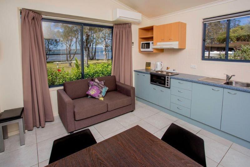 Lakeside Forster Holiday Park ภายนอก รูปภาพ