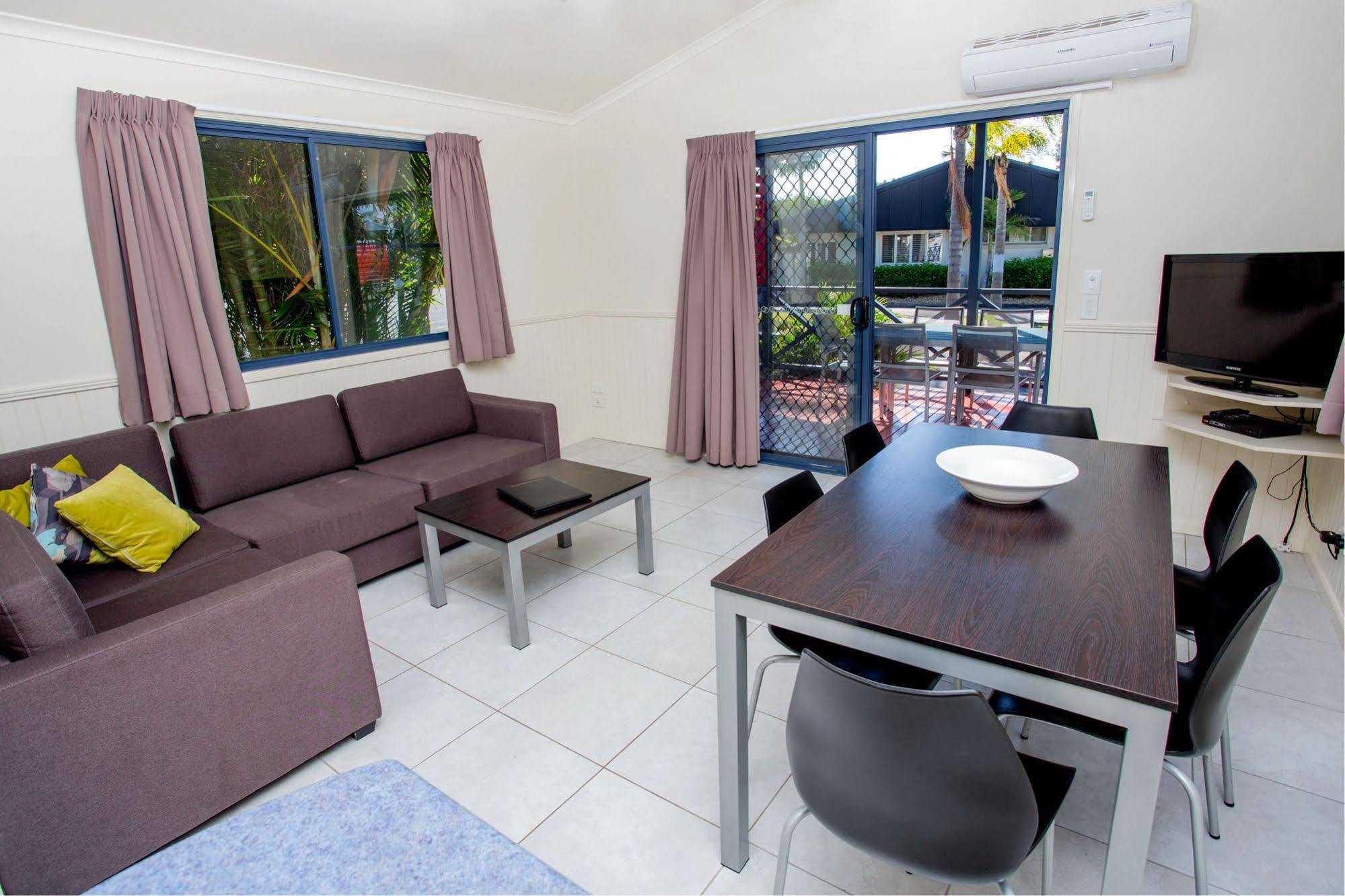 Lakeside Forster Holiday Park ภายนอก รูปภาพ